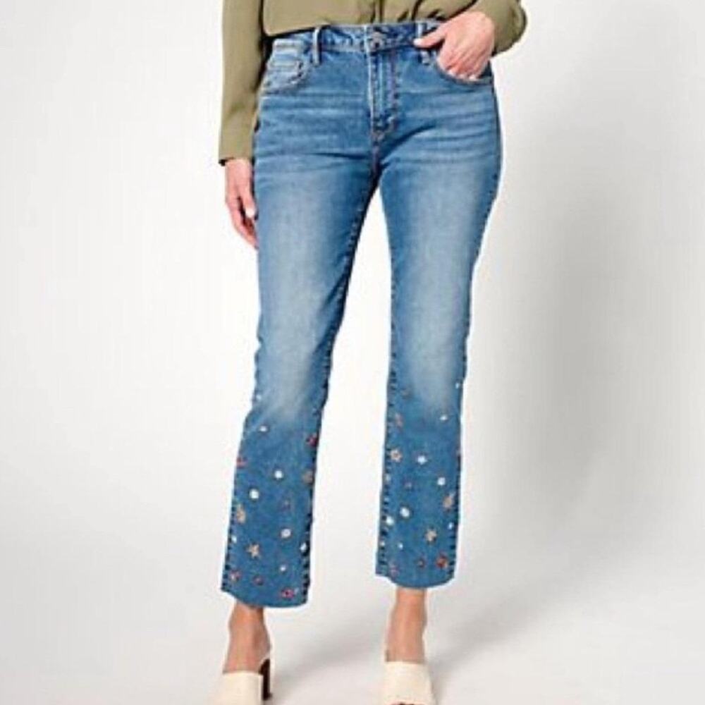 EUC Driftwood Jeans Colette Embroidered Crop Straight Jean in Prairie